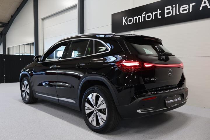 Sort Mercedes EQA250+ fra 2025