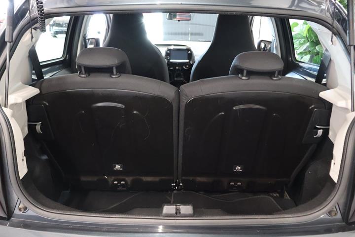 Grå Citroën C1 fra 2020