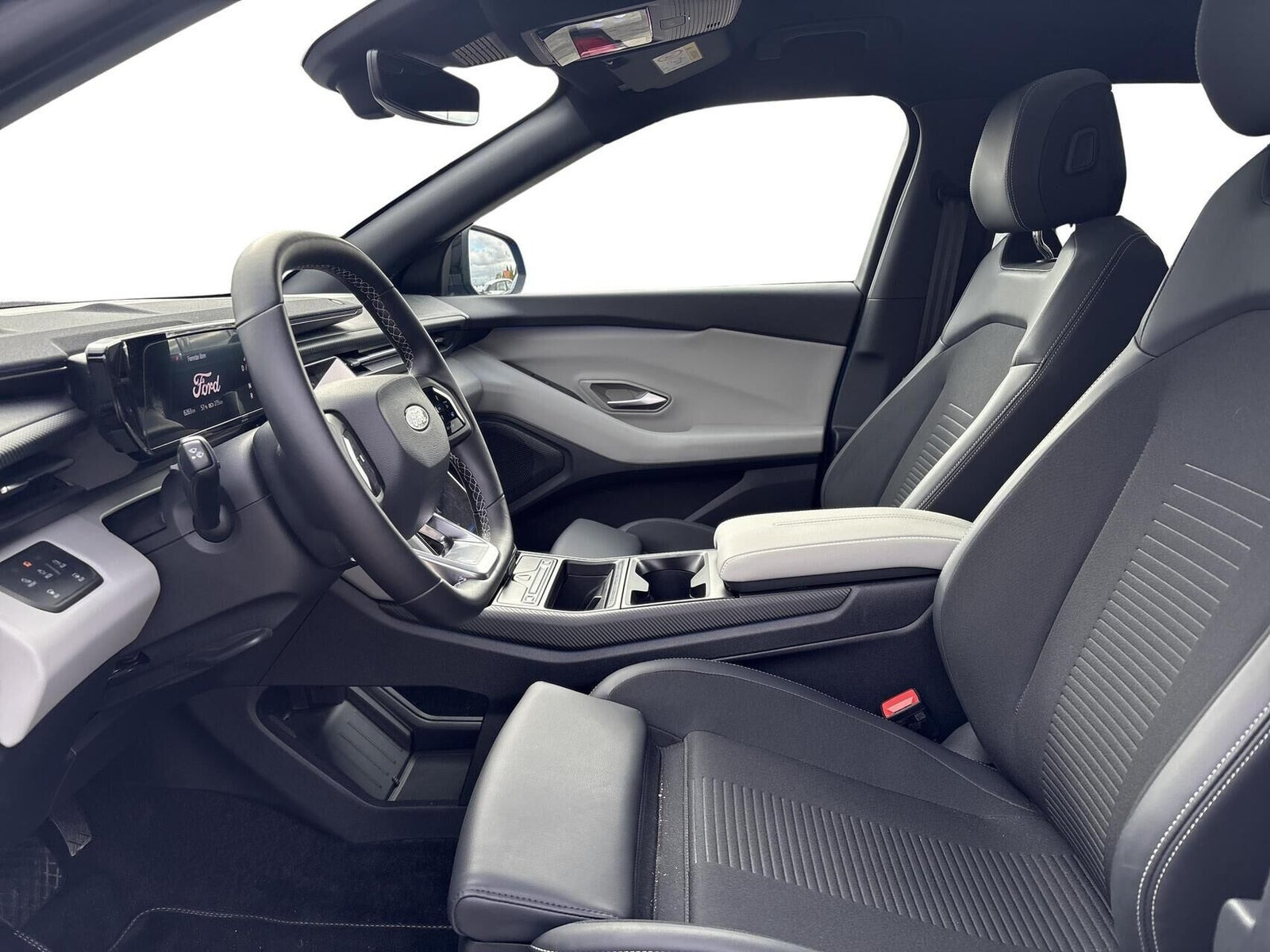Blå Ford Explorer fra 2024