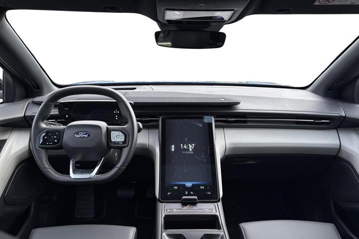 Blå Ford Explorer fra 2024