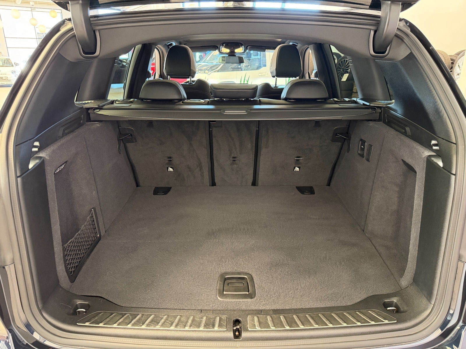 Sort BMW iX3 fra 2023