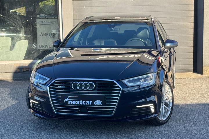 Blå Audi A3 fra 2017