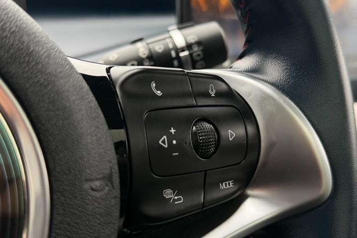 Blå BYD Atto 3 fra 2022