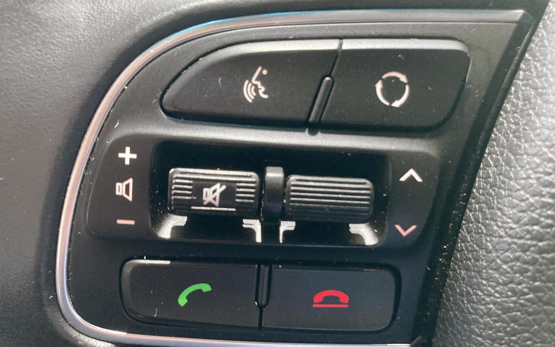 Hvid Kia Niro fra 2019