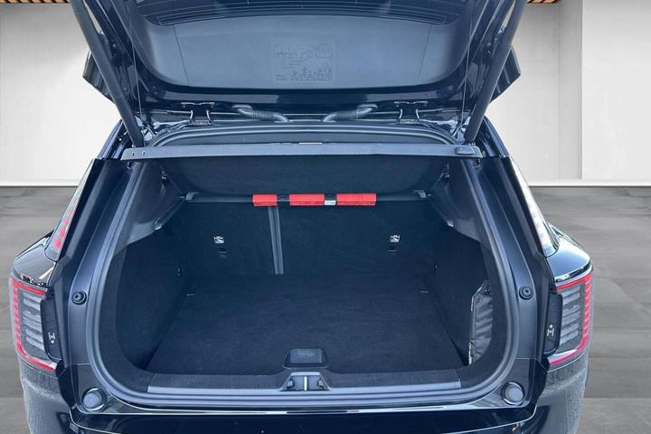 Sort Volvo EX30 Cross Country fra 2025