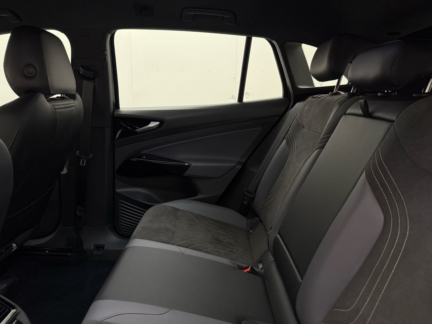 Sort VW ID.4 fra 2023