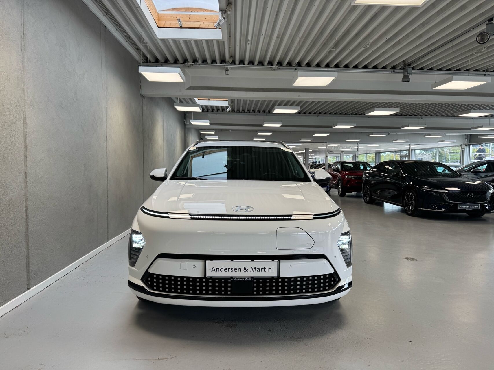 Hvid Hyundai Kona fra 2024