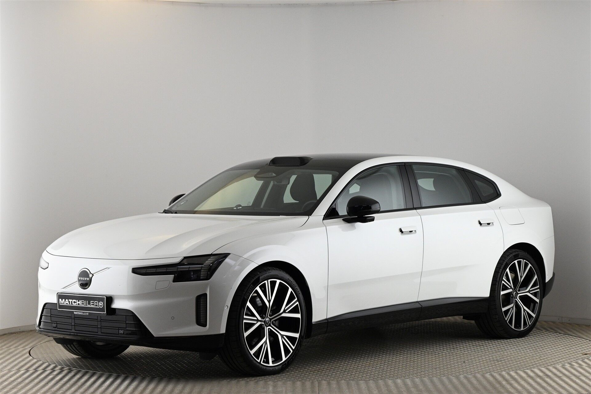 Hvid Volvo ES90 fra 2026