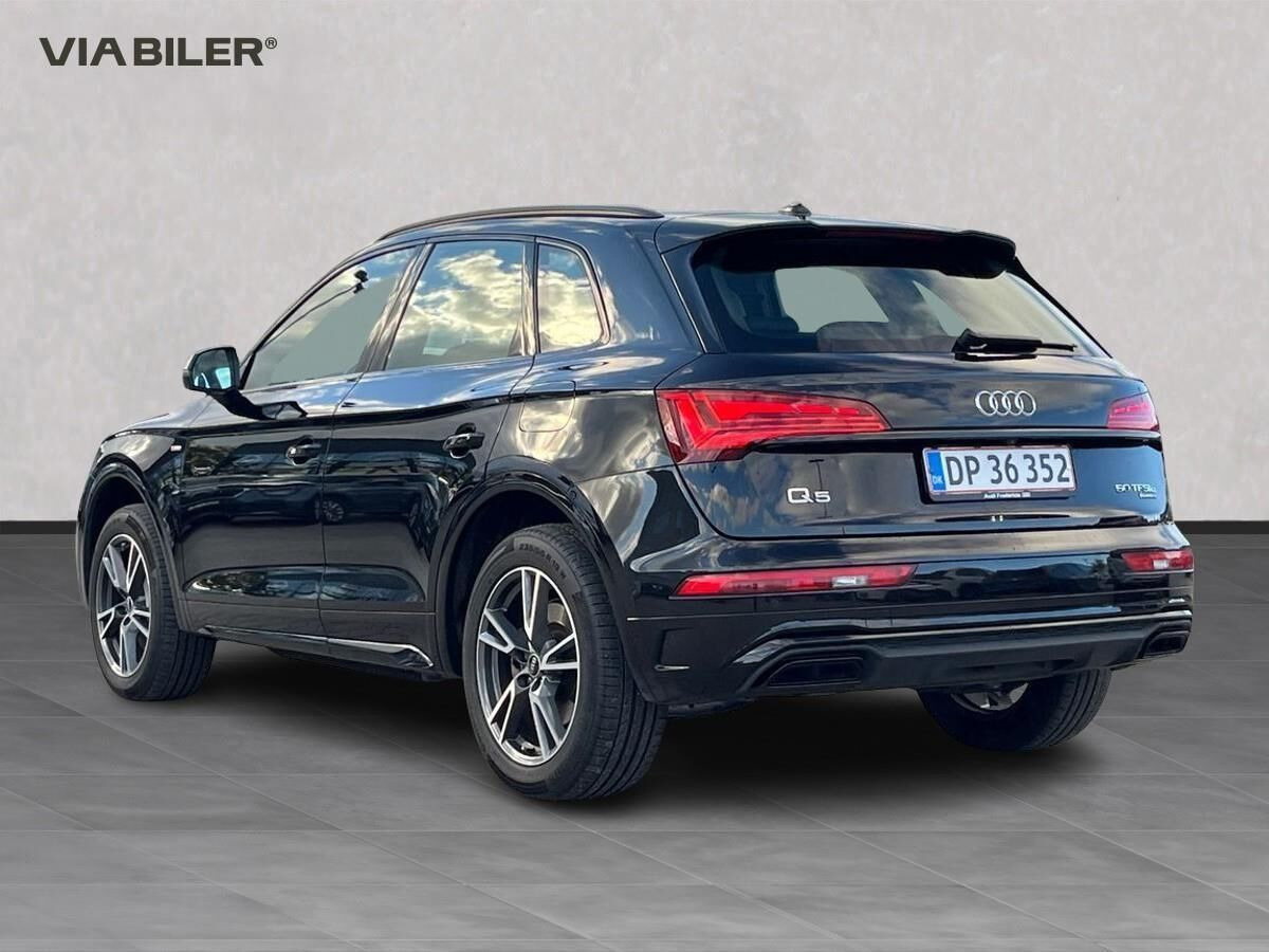 Sort Audi Q5 fra 2022