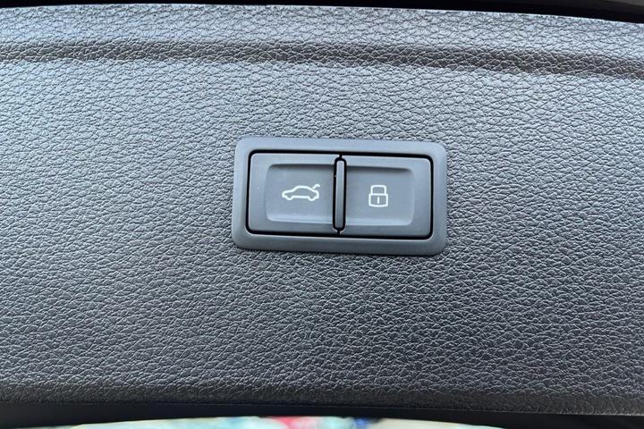 Sort Audi Q5 fra 2022