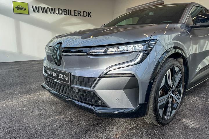 Grå Renault Mégane fra 2025