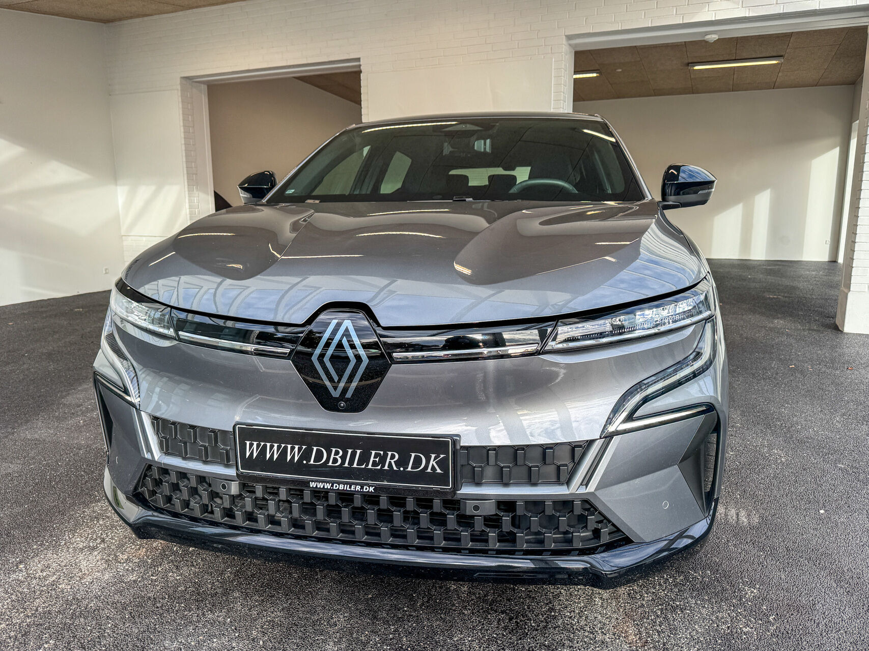 Grå Renault Mégane fra 2025