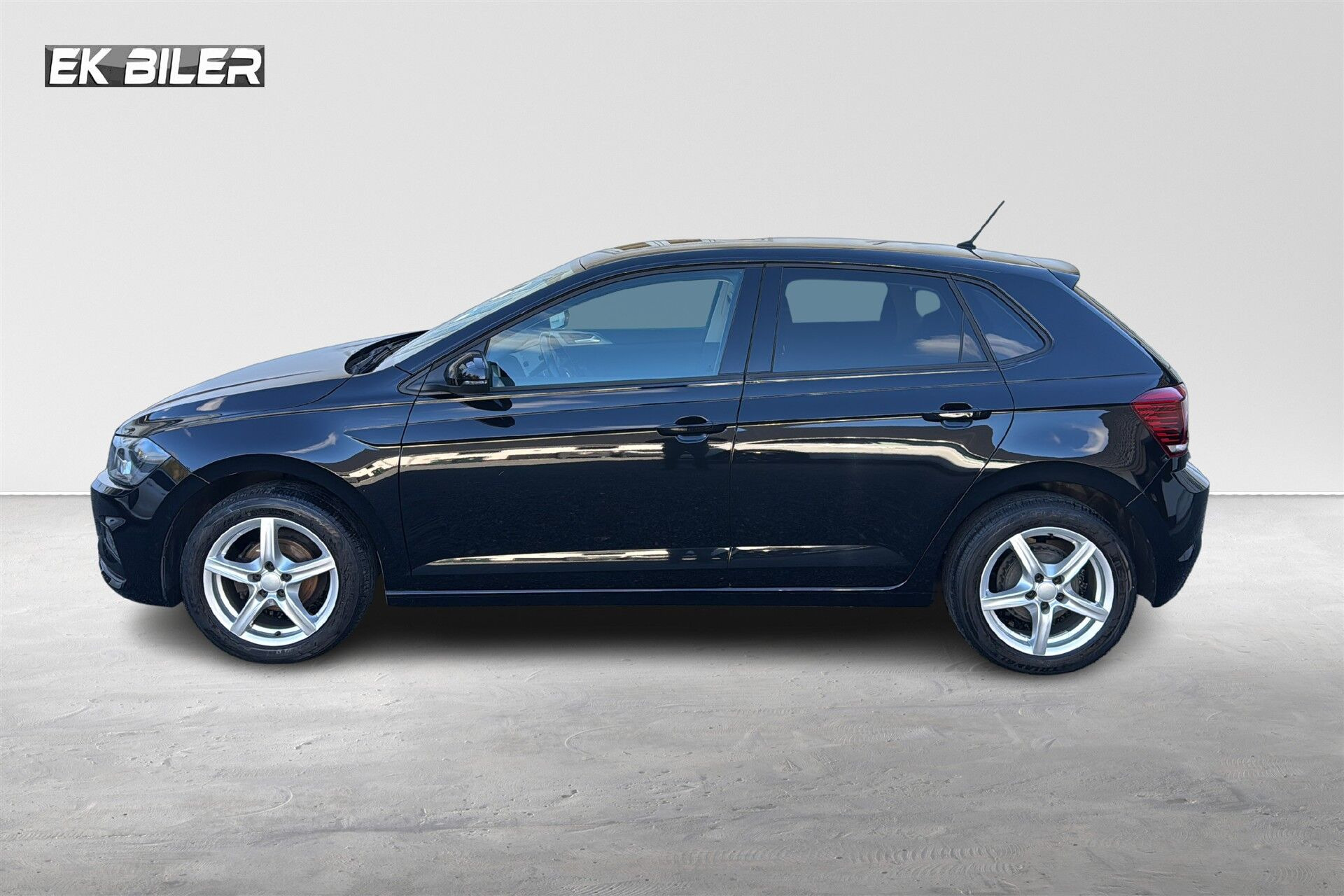 Sort VW Polo fra 2019