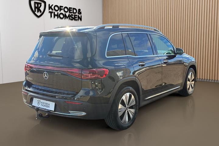 Sort Mercedes EQB250+ fra 2024