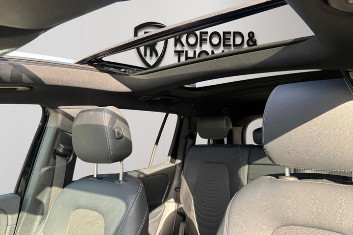 Sort Mercedes EQB250+ fra 2024
