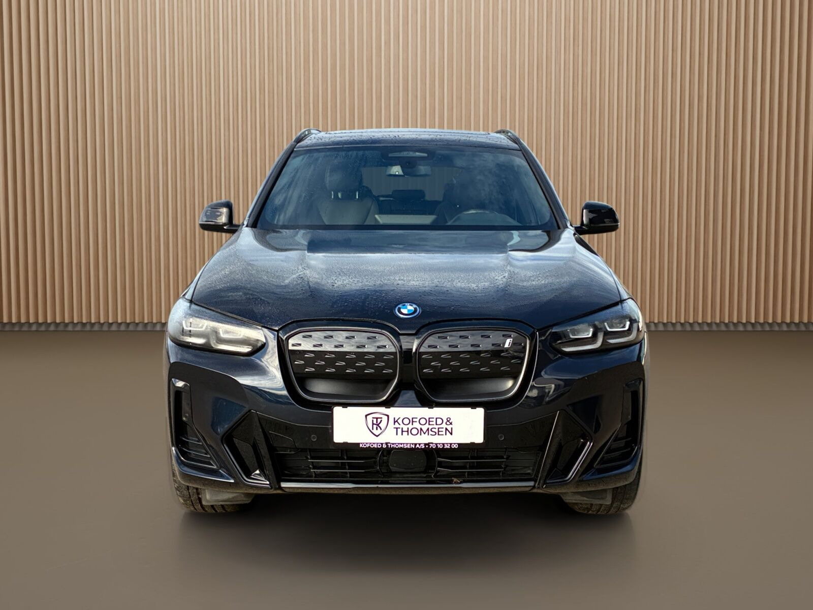 Sort BMW iX3 fra 2023