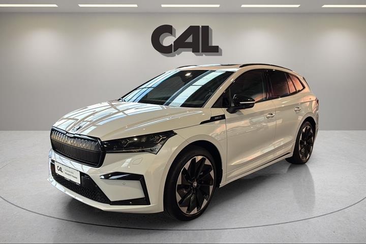 Hvid Skoda Enyaq fra 2023