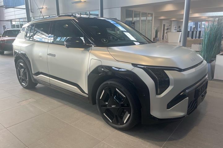 Grå Kia EV3 fra 2025