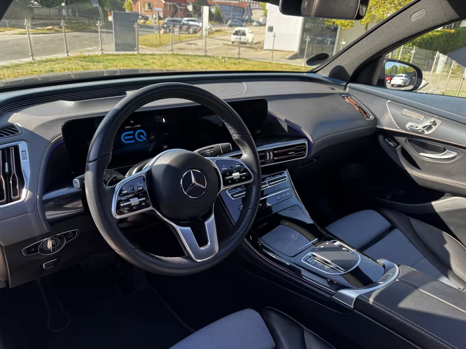 Sort Mercedes EQC fra 2022