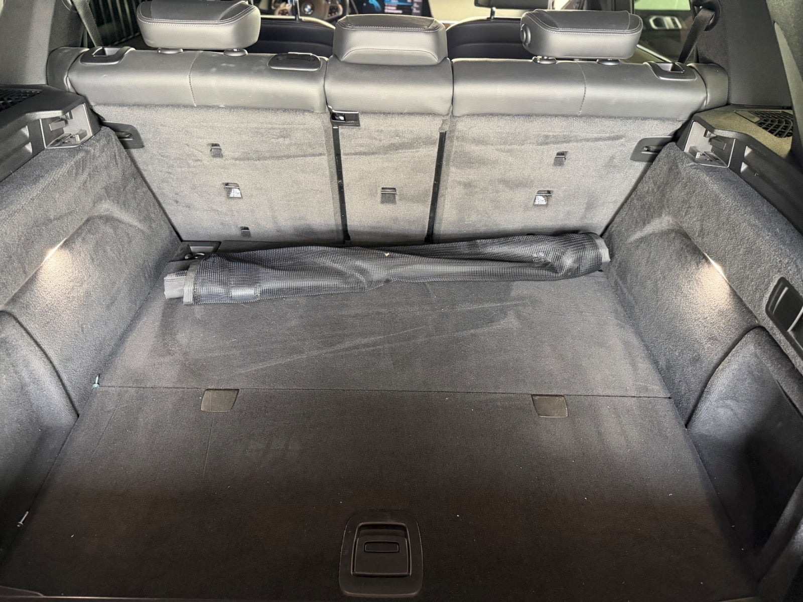 Grå BMW X5 fra 2020