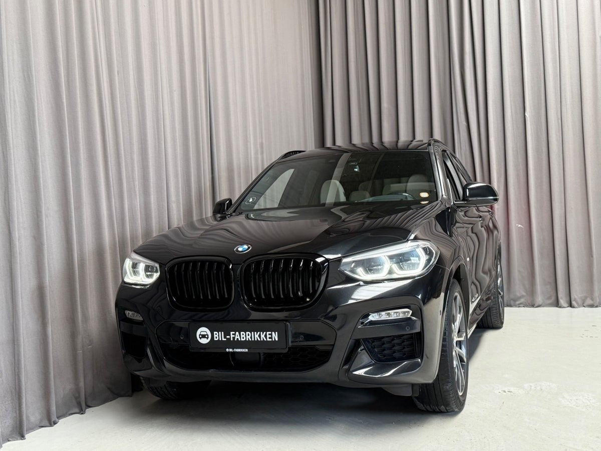 Sort BMW X3 fra 2017