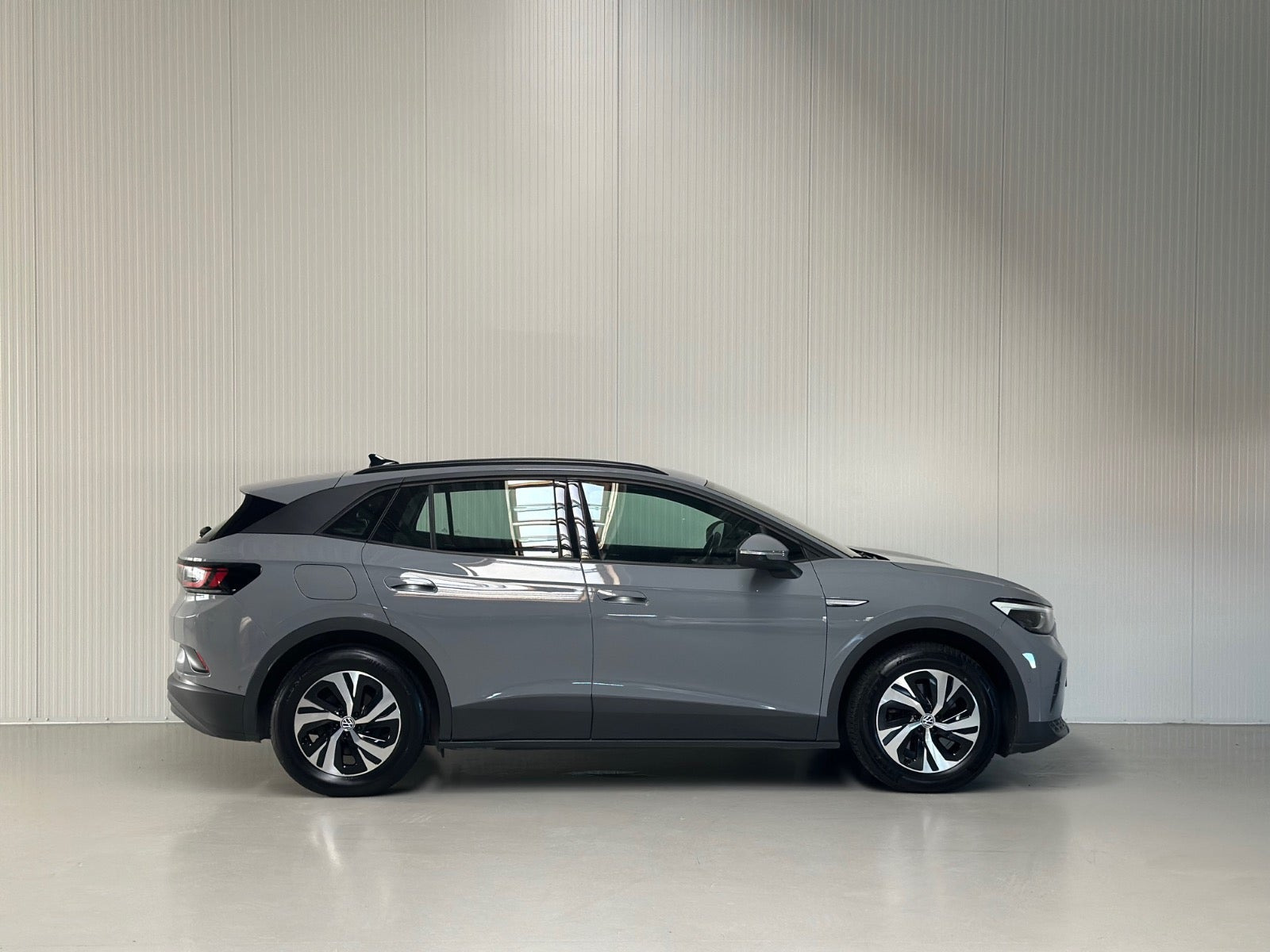 Grå VW ID.4 fra 2023