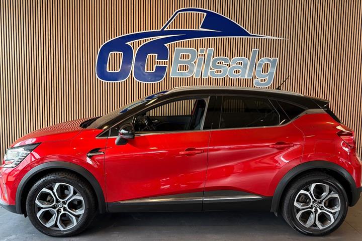 Rød Renault Captur fra 2022