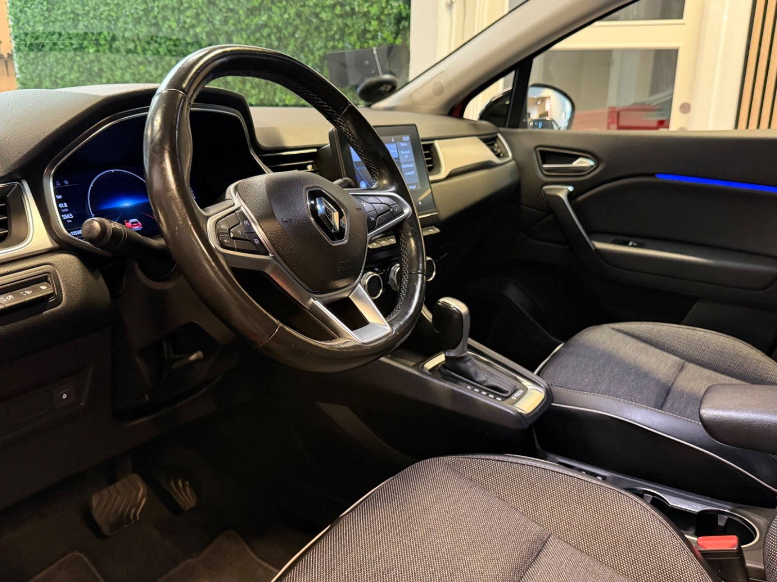 Rød Renault Captur fra 2022
