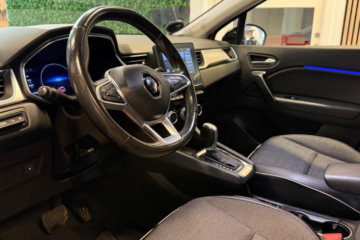 Rød Renault Captur fra 2022