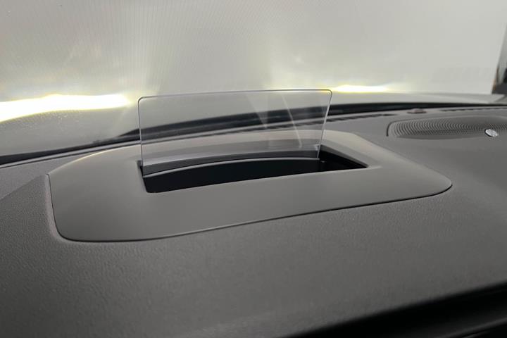 Grå Ford Kuga fra 2021