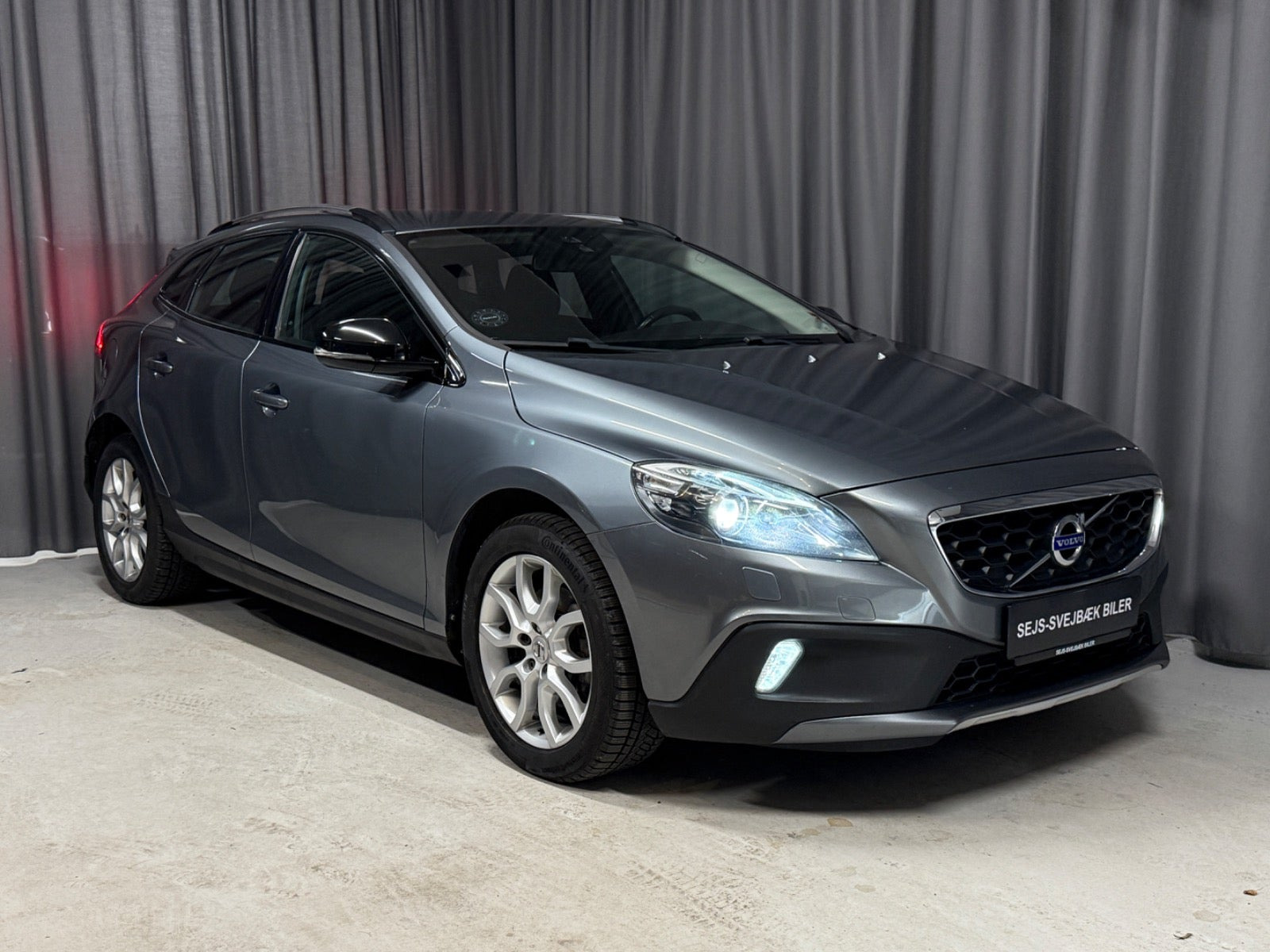 Volvo V40 CC 2,0 D3 150 Momentum