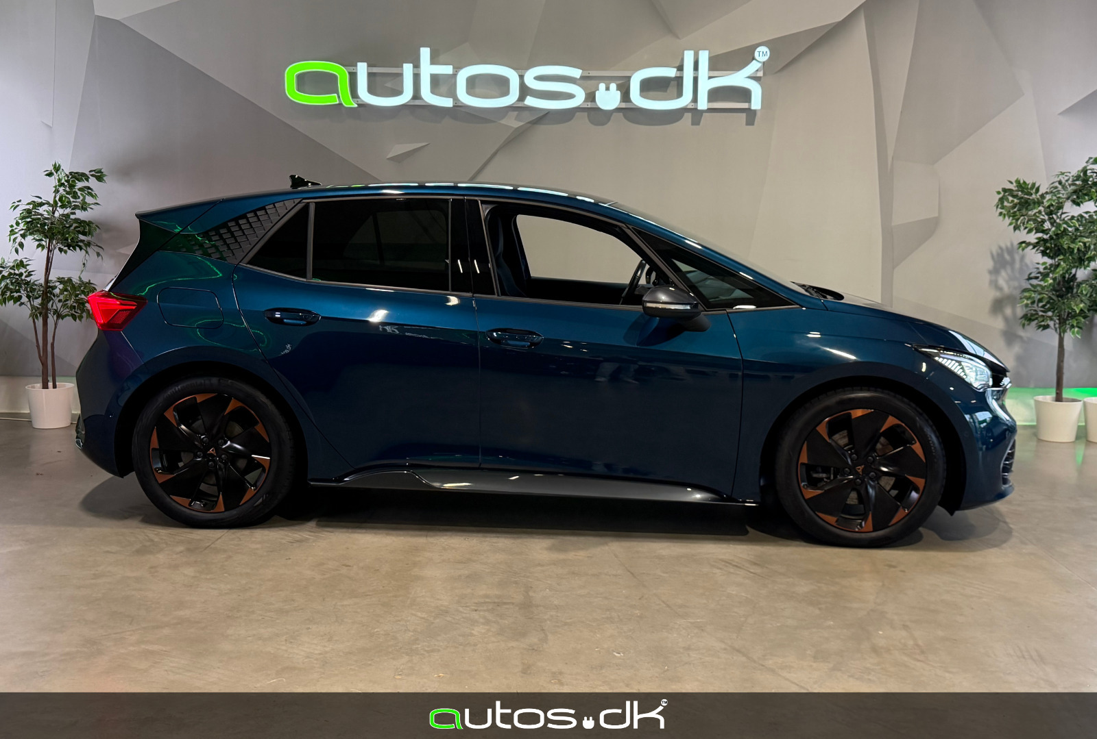Blå Cupra Born fra 2022