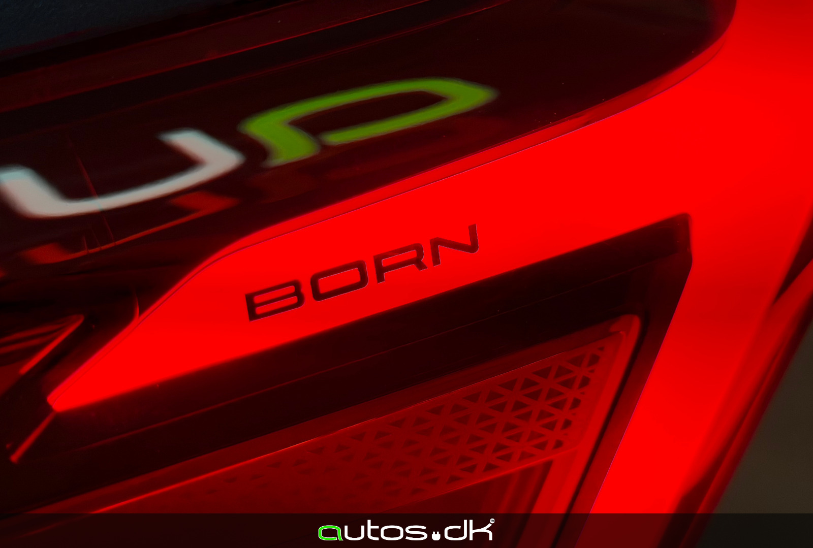 Blå Cupra Born fra 2022