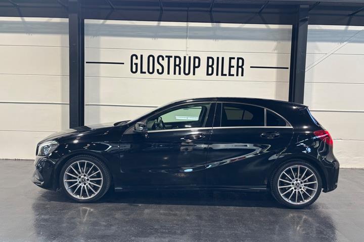 Sort Mercedes A200 fra 2017