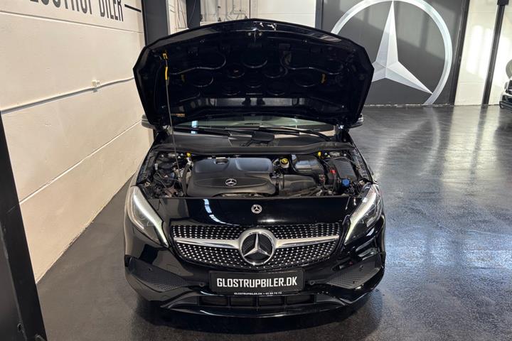 Sort Mercedes A200 fra 2017