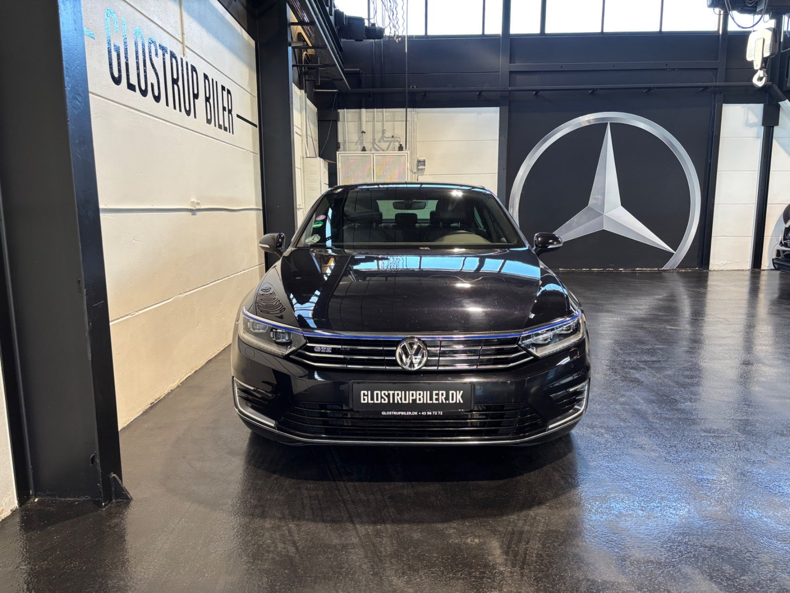 Sort VW Passat fra 2018