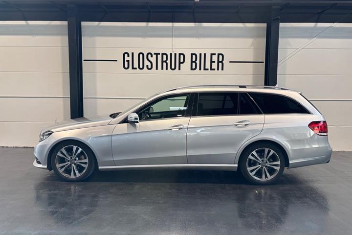 Sølv Mercedes E200 fra 2014