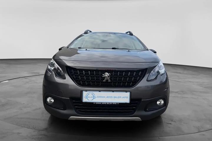 Grå Peugeot 2008 fra 2019