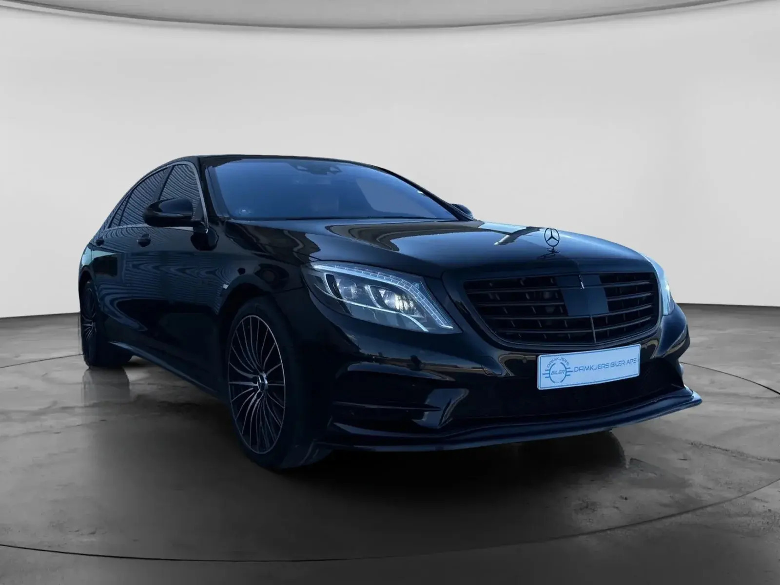 Brun Mercedes S500 fra 2014