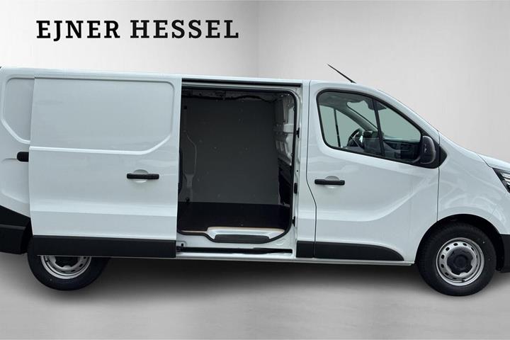 Hvid Renault Trafic fra 2026
