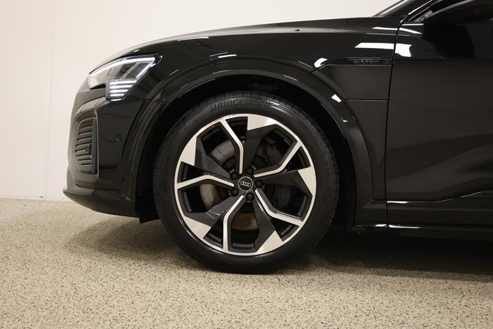 Sort Audi SQ8 e-tron fra 2024