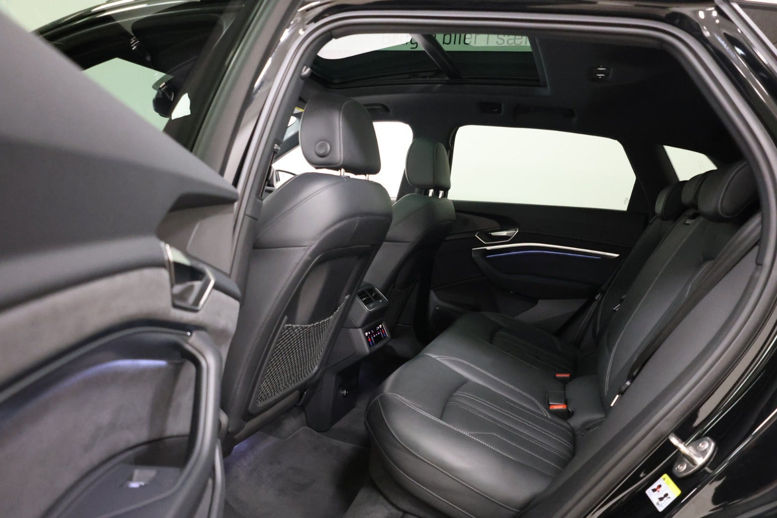 Sort Audi SQ8 e-tron fra 2024