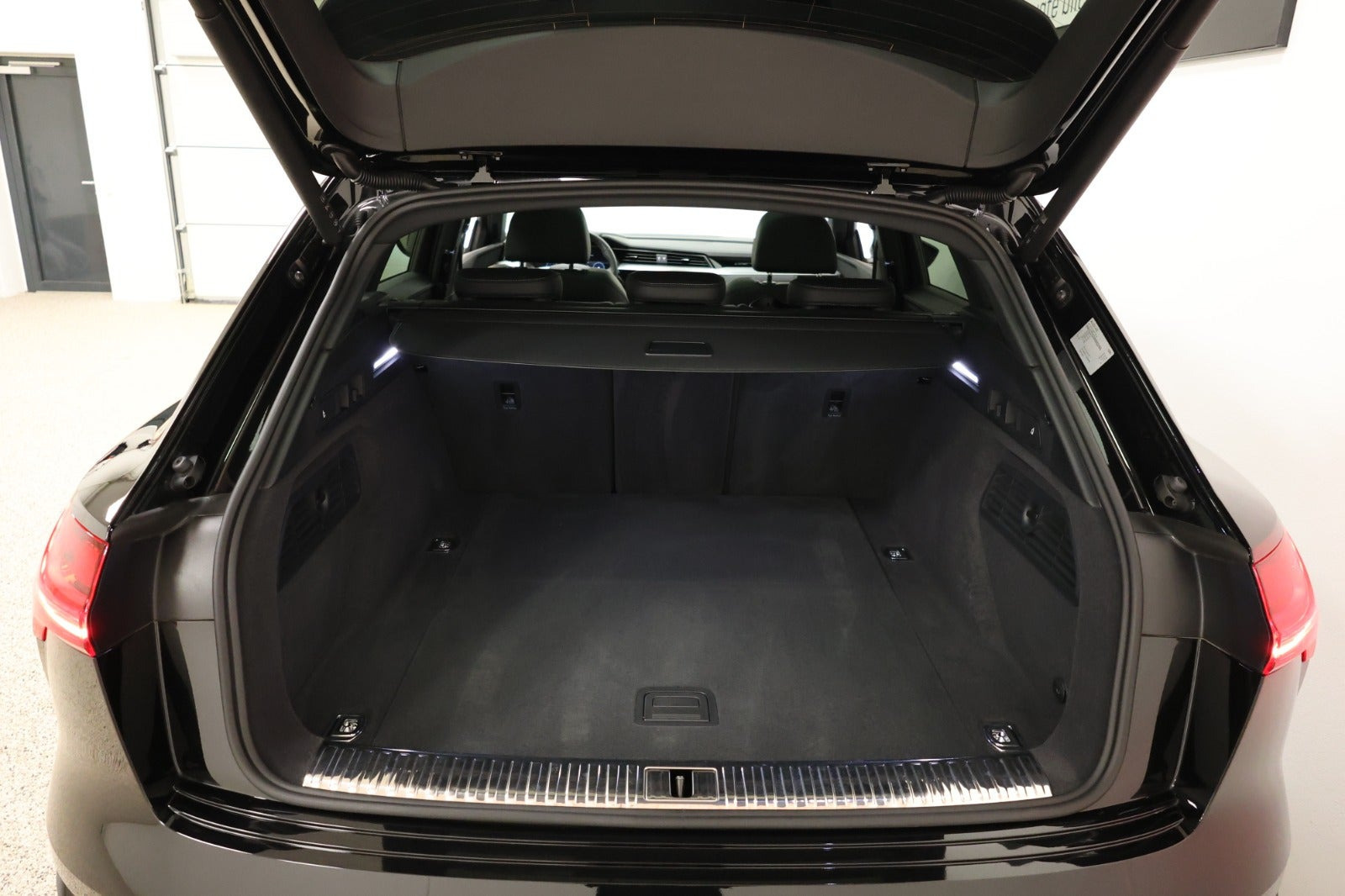 Sort Audi SQ8 e-tron fra 2024