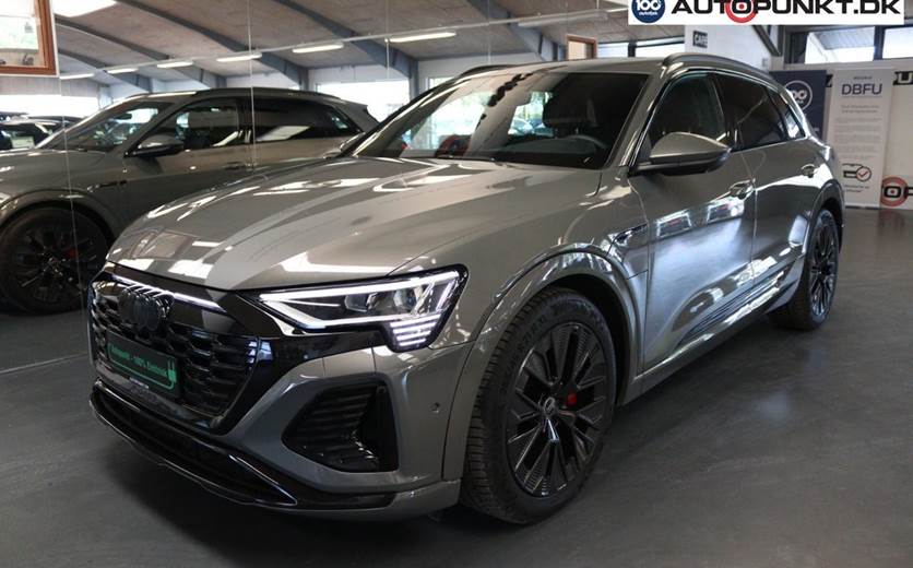 Audi Q8 e-tron 55 S-line quattro