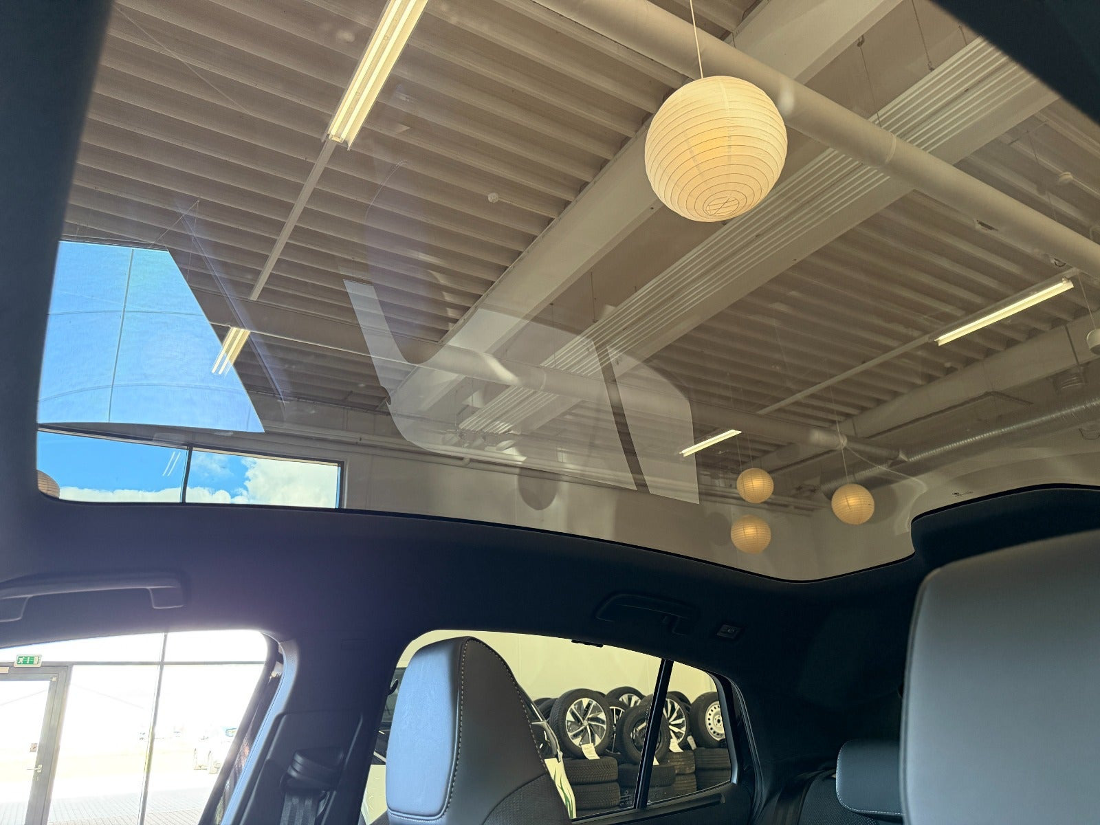 Sort Skoda Enyaq fra 2026