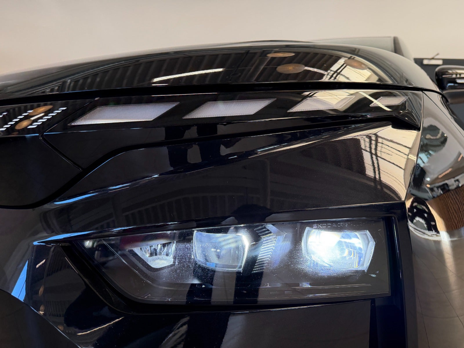 Sort Skoda Enyaq fra 2026