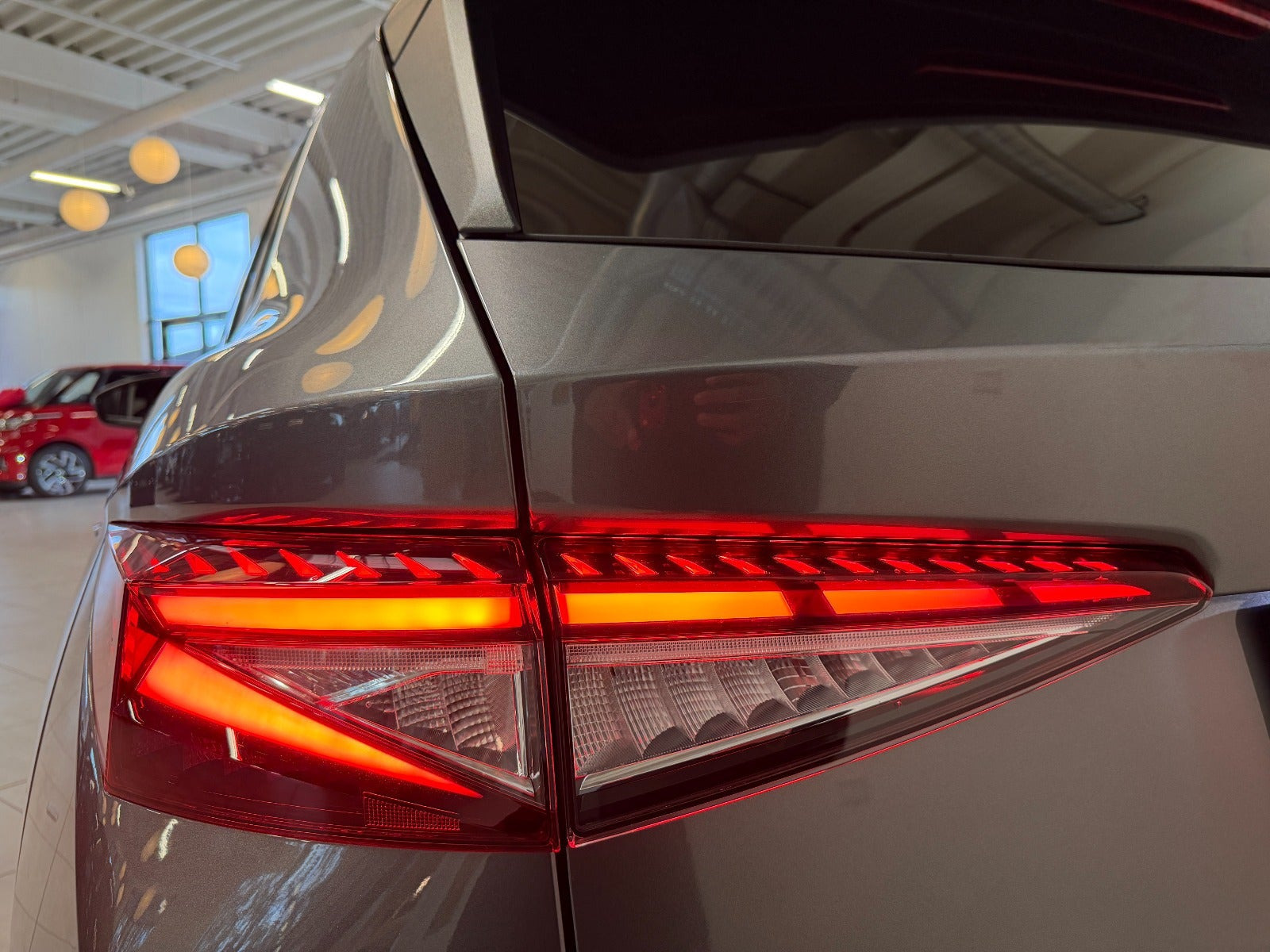 Grå Skoda Elroq fra 2026