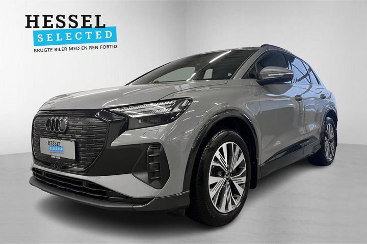 Grå Audi Q4 e-tron fra 2025