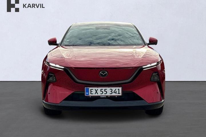 Rød Mazda CX-6e fra 2026