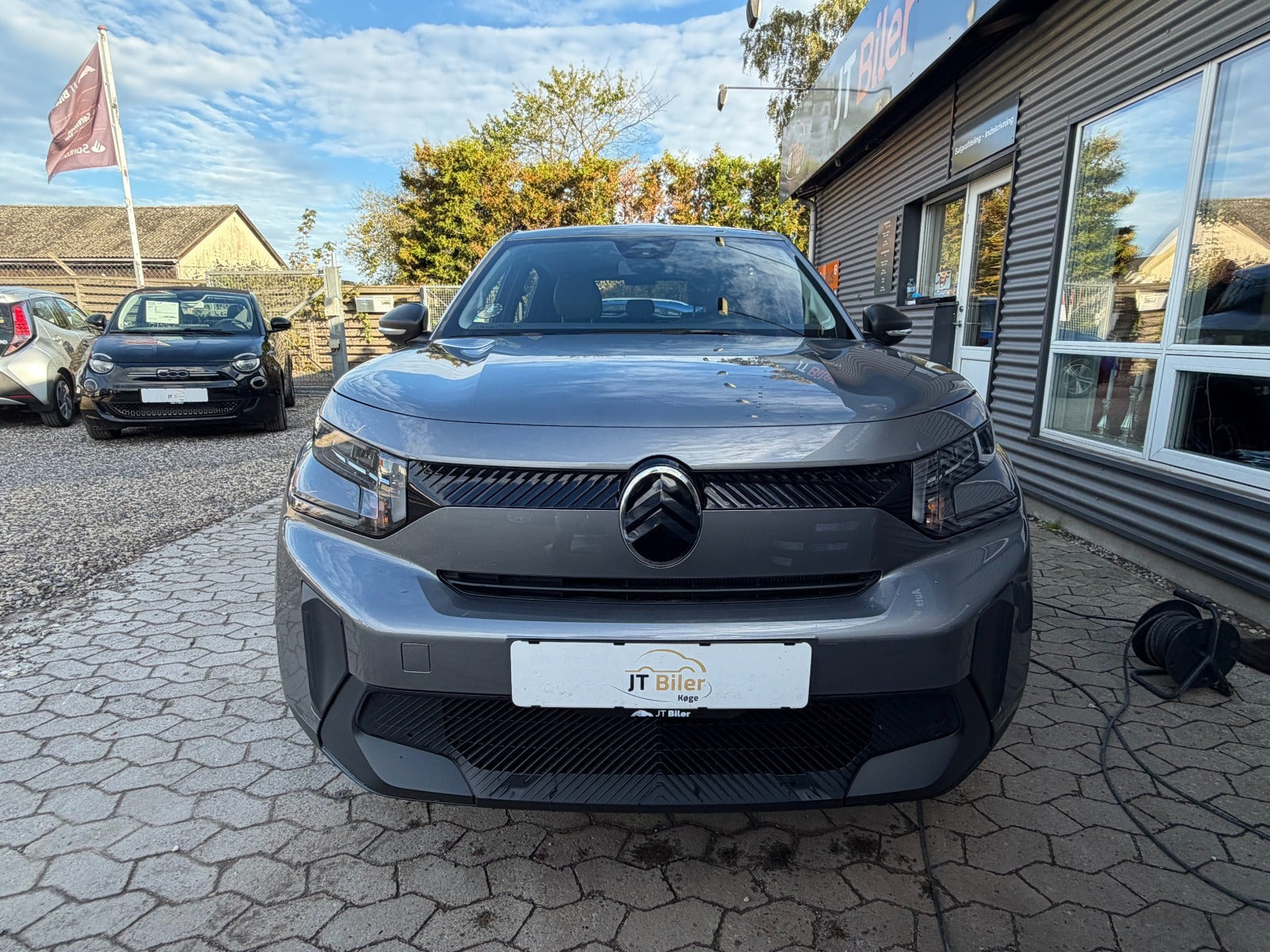 Grå Citroën e-C3 Aircross fra 2025